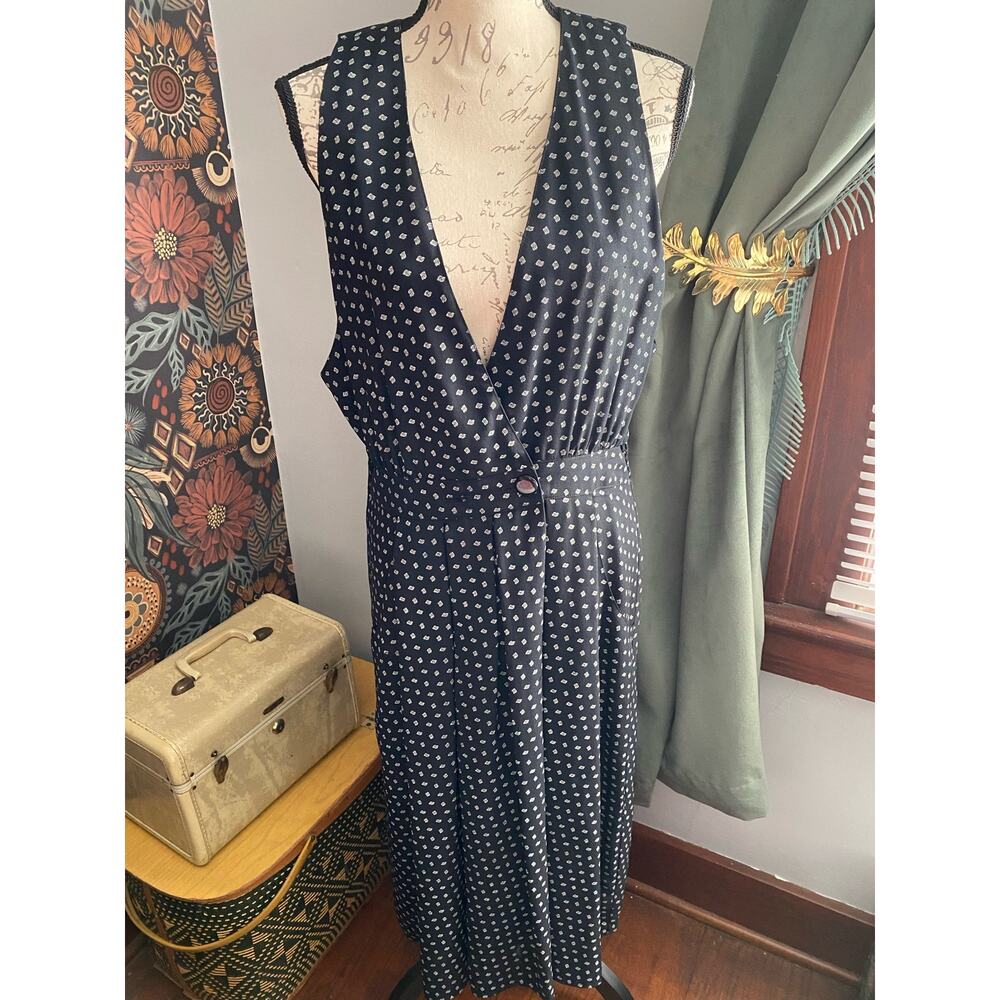 Vintage 90s Overall Dress Black & White Print Pleated Size Medium Petite
